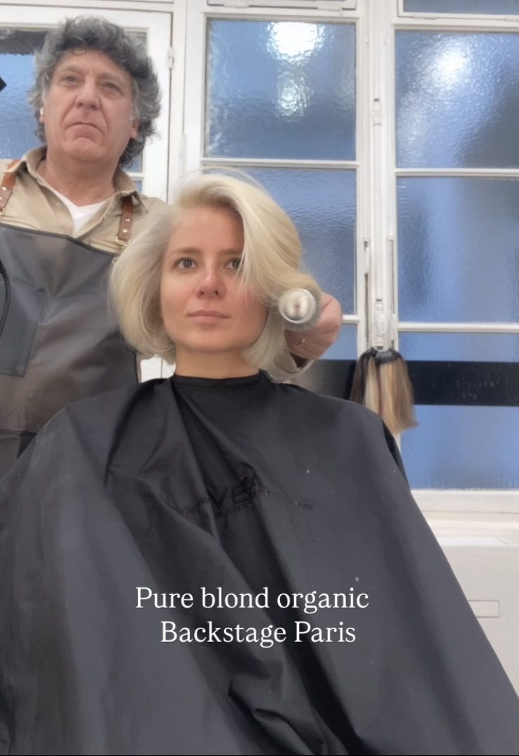 Blond pur travaillé sur base naturelle